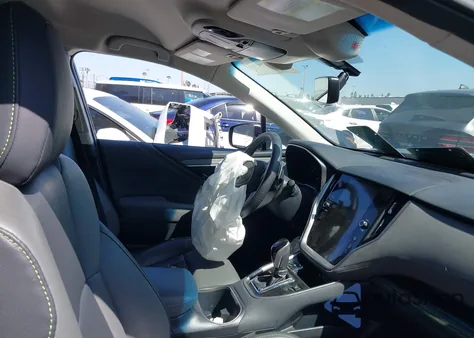 2021 Subaru Outback Onyx Edition Xt from USA, damaged, VIN 4S4BTGJD5M3109435